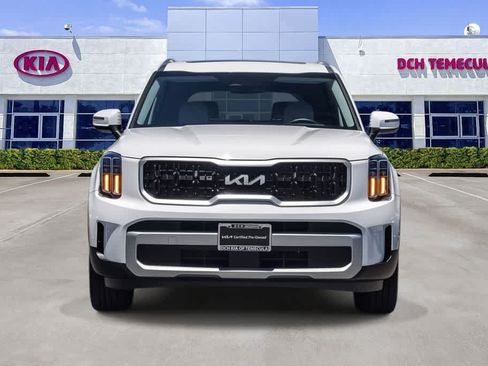 Certified 2024 Kia Telluride EX w/ EX Captain's Chair Package AWD/4WD image 2