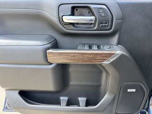 Used 2022 Chevrolet Silverado 3500 High Country w/ LPO, Hitch Package image 13