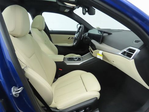 New 2026 BMW 330i Sedan w/ M Sport Package image 21