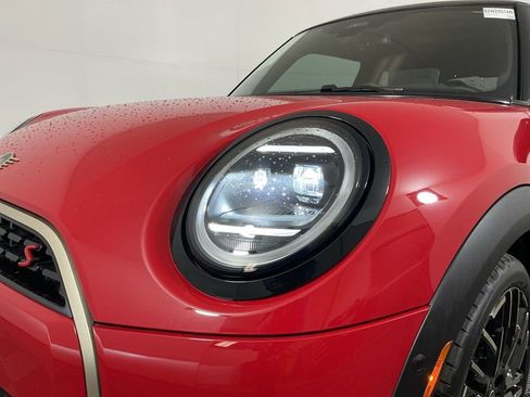 Certified 2025 MINI Cooper S image 8