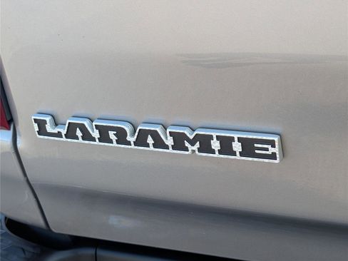 Used 2019 RAM 1500 Laramie image 10
