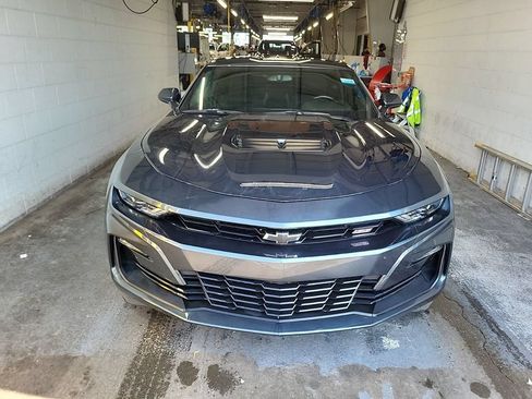 Used 2021 Chevrolet Camaro SS RWD image 2