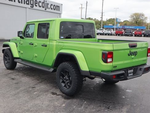 New 2025 Jeep Gladiator Sport image 20