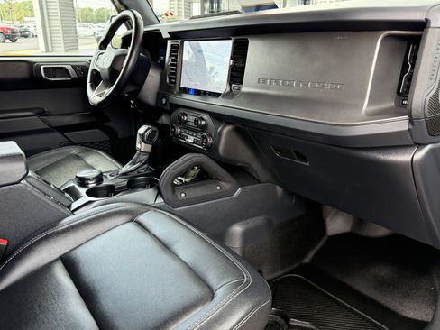 Certified 2025 Ford Bronco Badlands AWD/4WD image 13