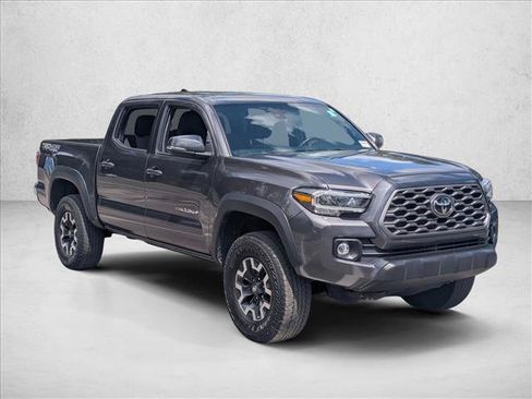 Used 2023 Toyota Tacoma TRD Off-Road AWD/4WD image 3