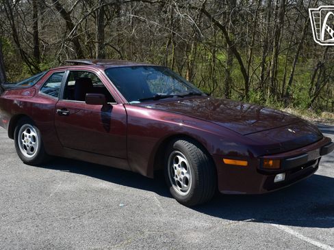 Used 1987 Porsche 944 S image 29