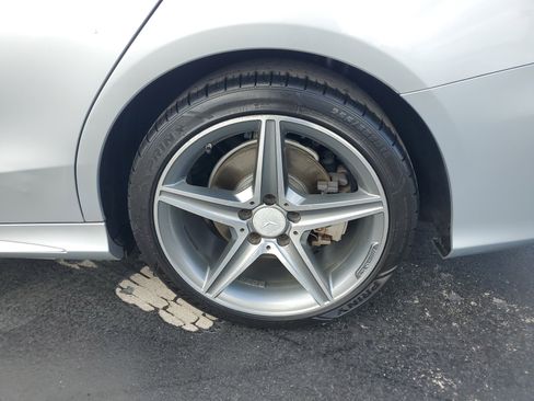 Used 2017 Mercedes-Benz C 300 Sedan image 32