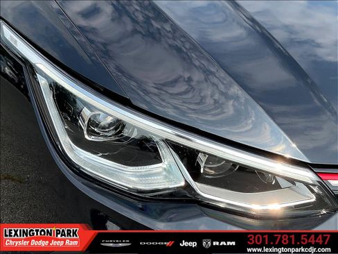 Used 2024 Volkswagen GTI SE FWD image 30