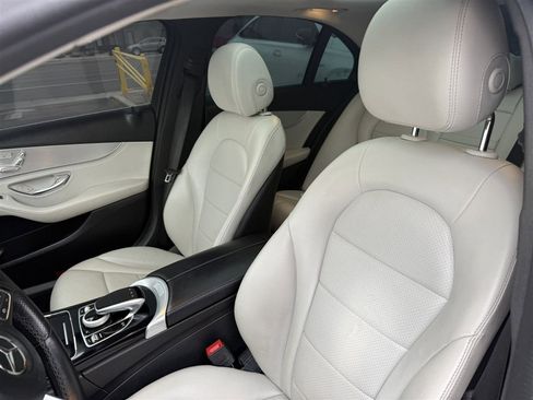 Used 2016 Mercedes-Benz C 300 4MATIC Sedan image 21