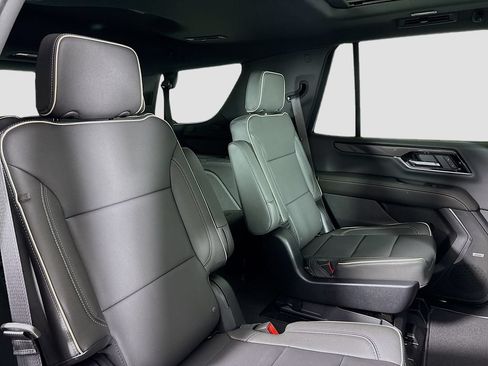 New 2026 GMC Yukon Elevation w/ Elevation Premium Package AWD/4WD image 30