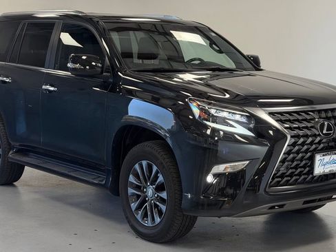 Used 2023 Lexus GX 460 Premium w/ Premium Package AWD/4WD image 6
