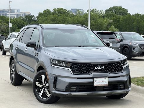 Used 2022 Kia Sorento EX FWD image 1