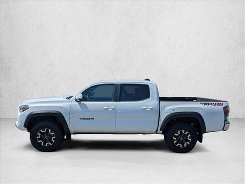 Used 2022 Toyota Tacoma TRD Off-Road AWD/4WD image 8