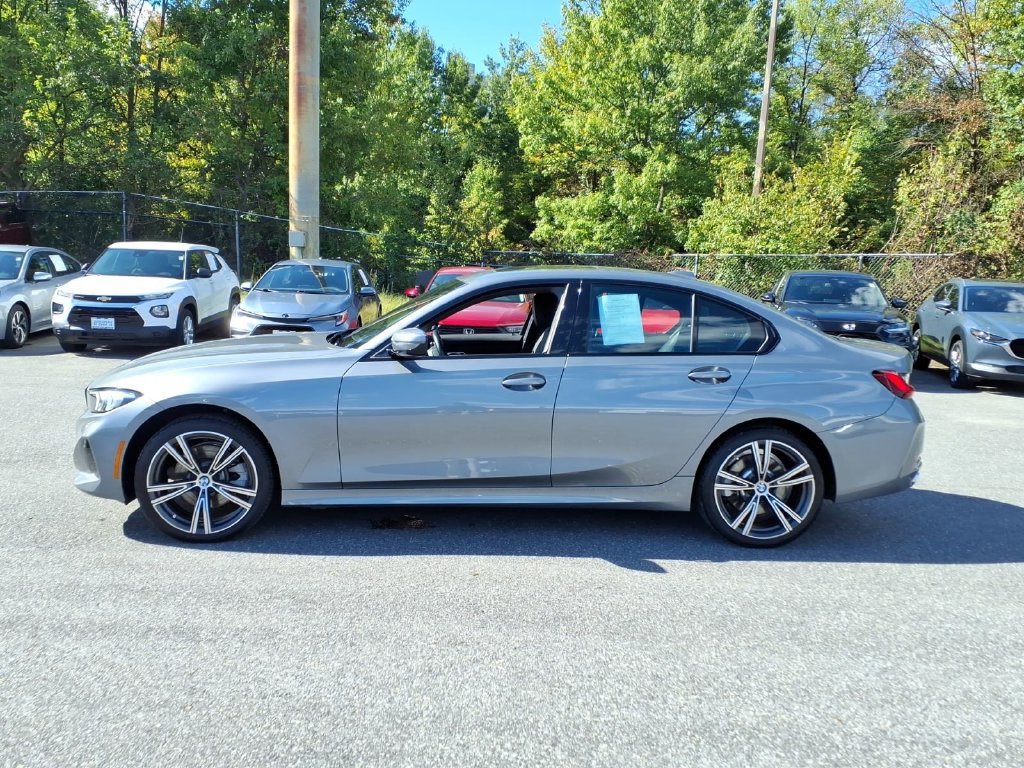 Used 2023 BMW 330i xDrive Sedan w/ Premium Package AWD/4WD image 6