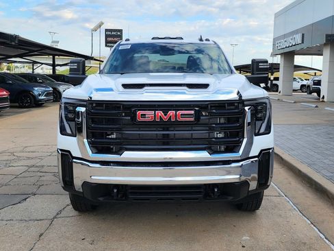 New 2026 GMC Sierra 3500 Pro w/ Convenience Package image 8