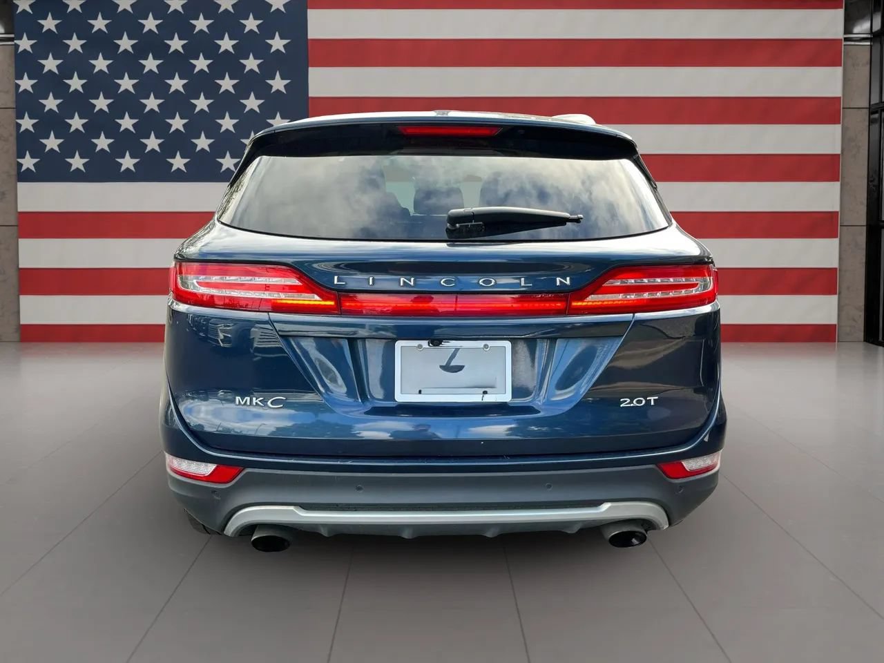 Used 2017 Lincoln MKC Premiere FWD image 7