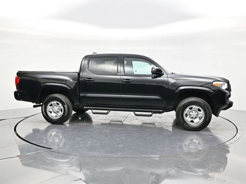 Used 2022 Toyota Tacoma SR AWD/4WD image 4