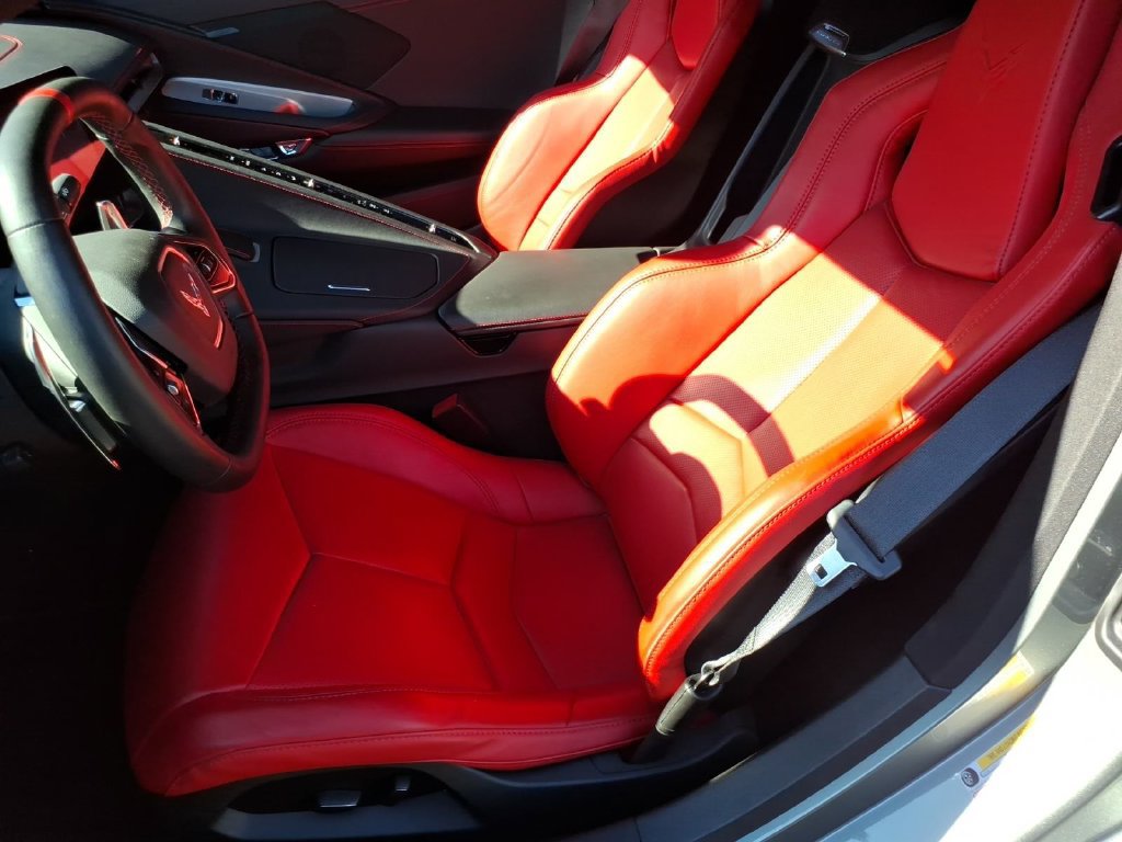 Used 2024 Chevrolet Corvette Stingray Coupe RWD image 12