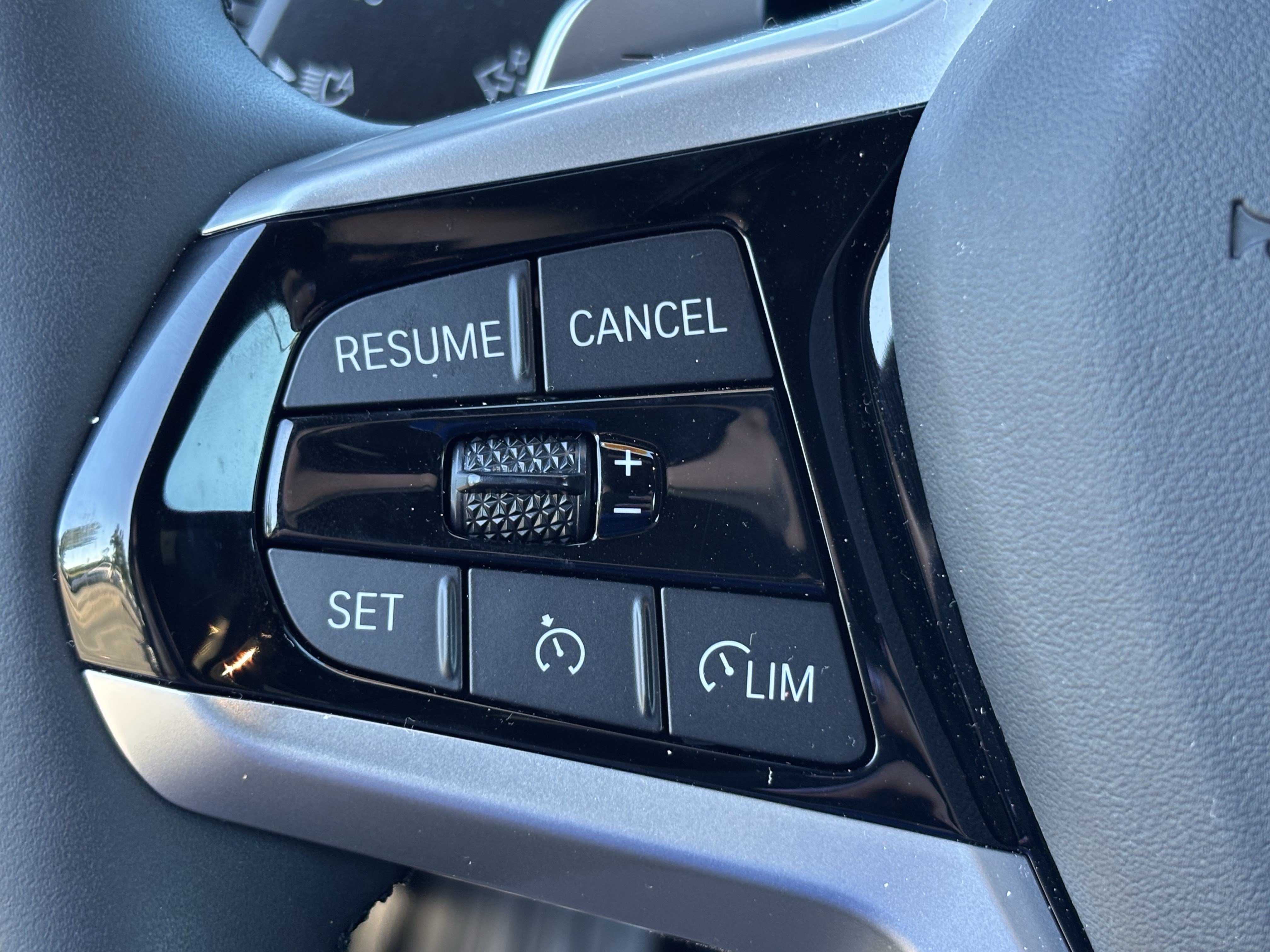 Certified 2025 BMW 430i Coupe w/ Convenience Package RWD image 19