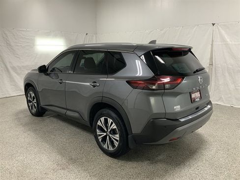 Used 2021 Nissan Rogue SV w/ Premium Package FWD image 6