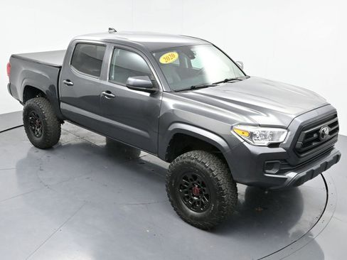Used 2020 Toyota Tacoma TRD Sport image 35