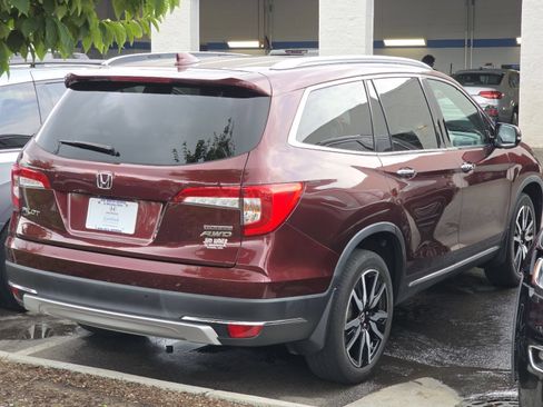 Used 2021 Honda Pilot Touring image 6