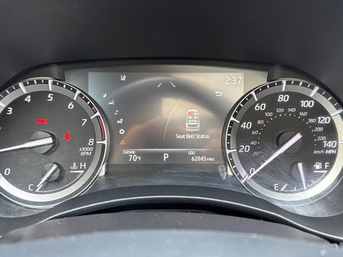 Used 2022 Toyota Highlander XLE FWD image 30