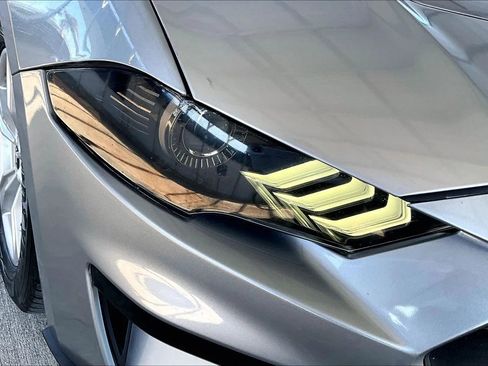 Used 2020 Ford Mustang Coupe image 28