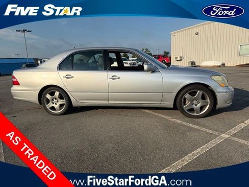 Used 2006 Lexus LS 430 RWD image 2