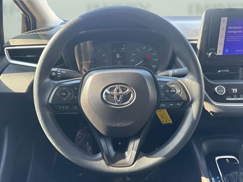Used 2023 Toyota Corolla LE image 12