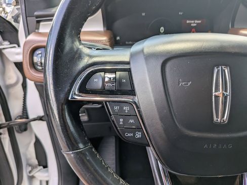 Used 2021 Lincoln Nautilus Reserve w/ Equipment Group 201A AWD/4WD image 28