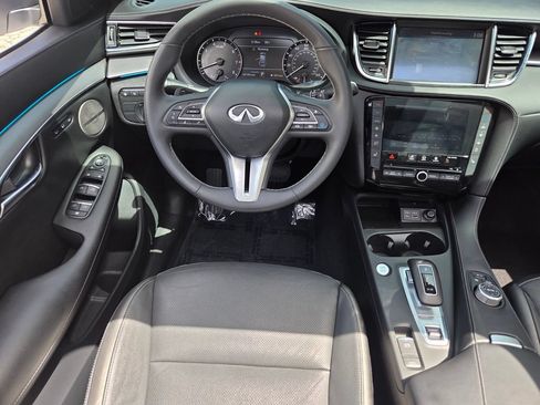 Used 2023 INFINITI QX50 Luxe FWD image 12