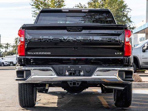 Used 2025 Chevrolet Silverado 1500 LTZ w/ LTZ Convenience Package II image 5