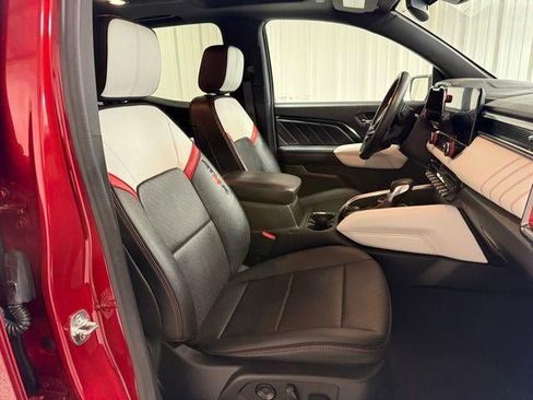 Used 2024 GMC Canyon AT4X AWD/4WD image 24