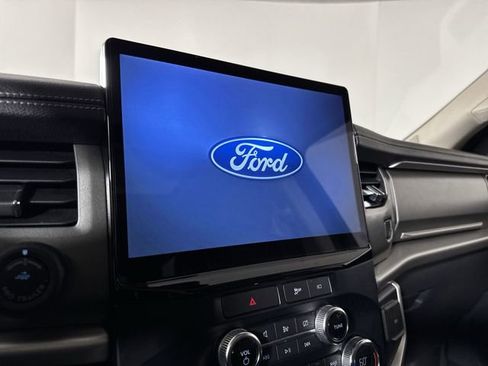 Used 2022 Ford Expedition Max XLT image 7