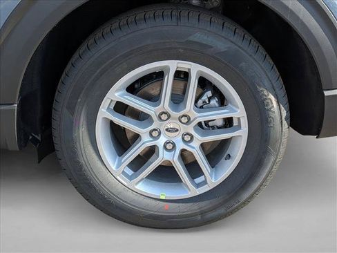 New 2026 Ford Explorer Active RWD image 10