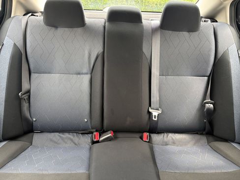 Used 2025 Nissan Versa SV FWD image 36