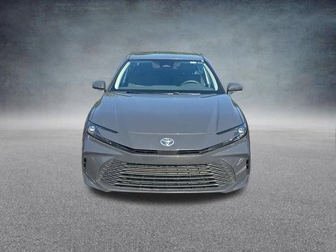 Used 2025 Toyota Camry LE FWD image 3
