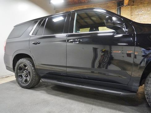 Used 2021 Chevrolet Tahoe 4WD image 9