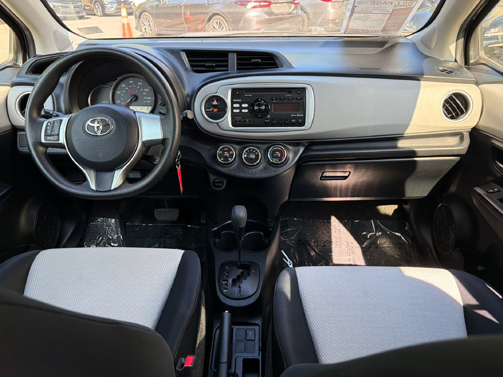 Used 2012 Toyota Yaris LE FWD image 15