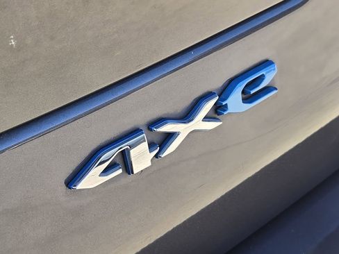 Used 2022 Jeep Grand Cherokee Limited 4xe w/ Luxury Tech Group II image 12