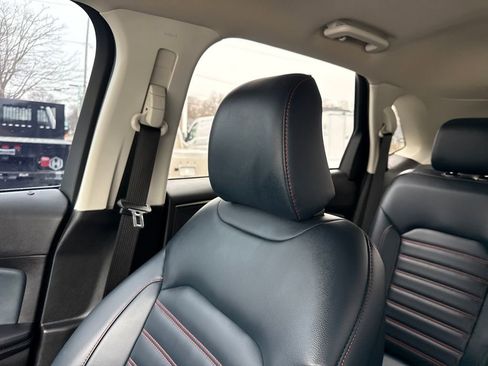 Used 2024 Ford Edge SEL w/ Sport Appearance Package image 40