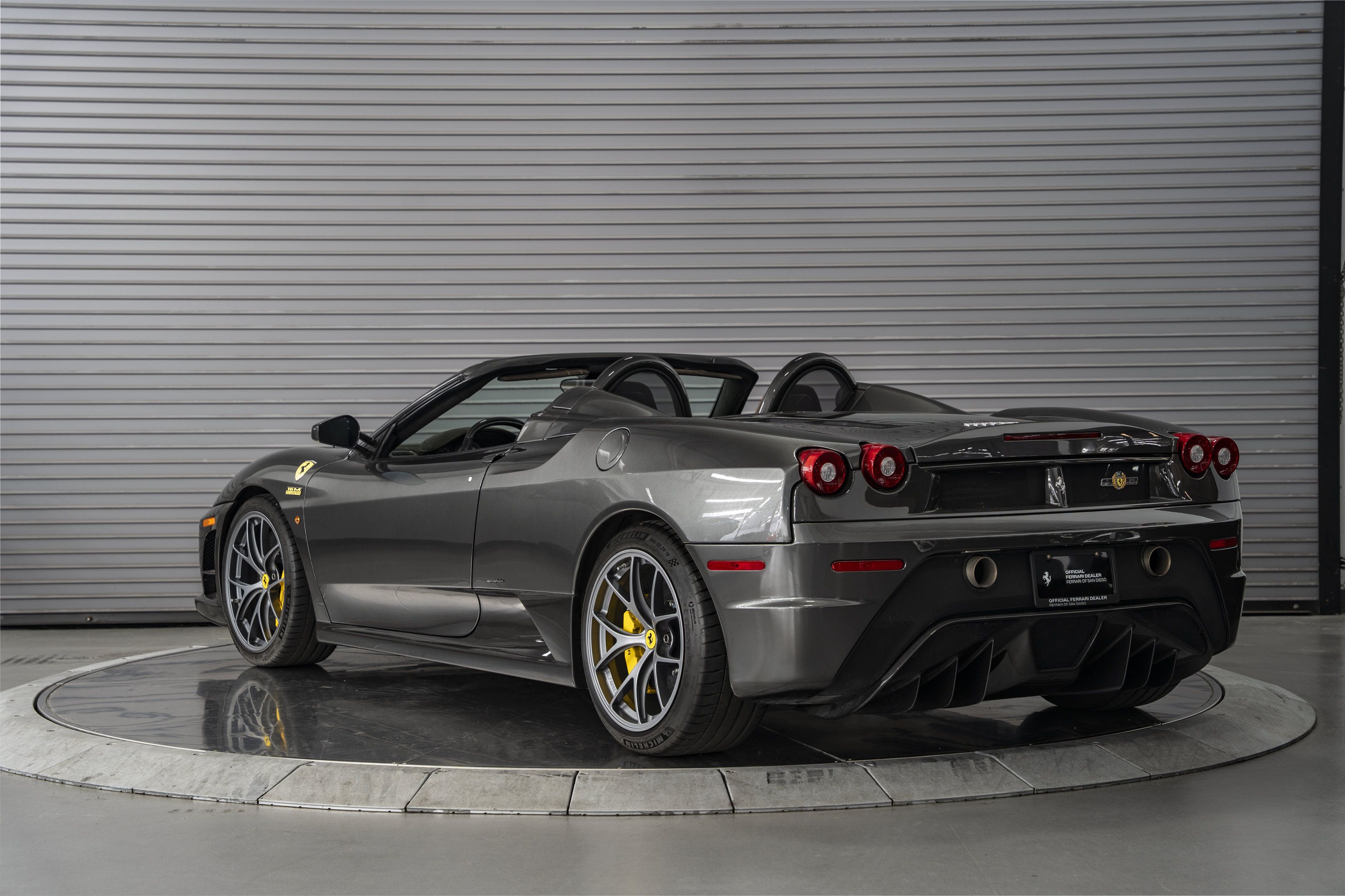 Used 2009 Ferrari F430 Scuderia RWD image 3