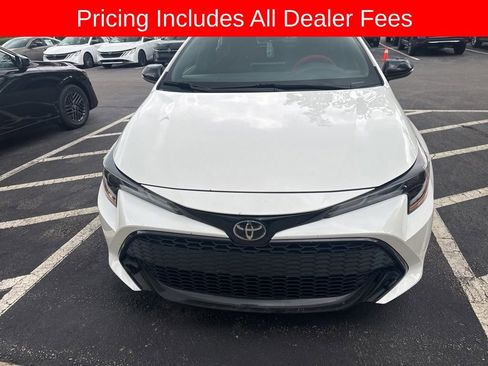 Used 2022 Toyota Corolla SE FWD image 2