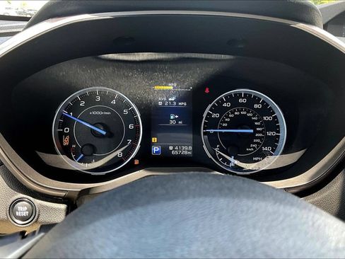 Used 2022 Subaru Ascent Limited AWD/4WD image 14
