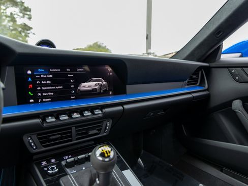 Certified 2026 Porsche 911 GT3 image 41