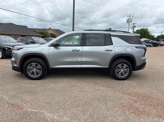 New 2026 Chevrolet Traverse LT w/ Driver Confidence Package FWD video 2