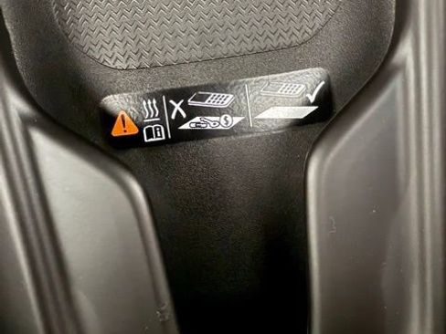 Used 2022 Chevrolet Corvette Stingray w/ Z51 Performance Package image 48