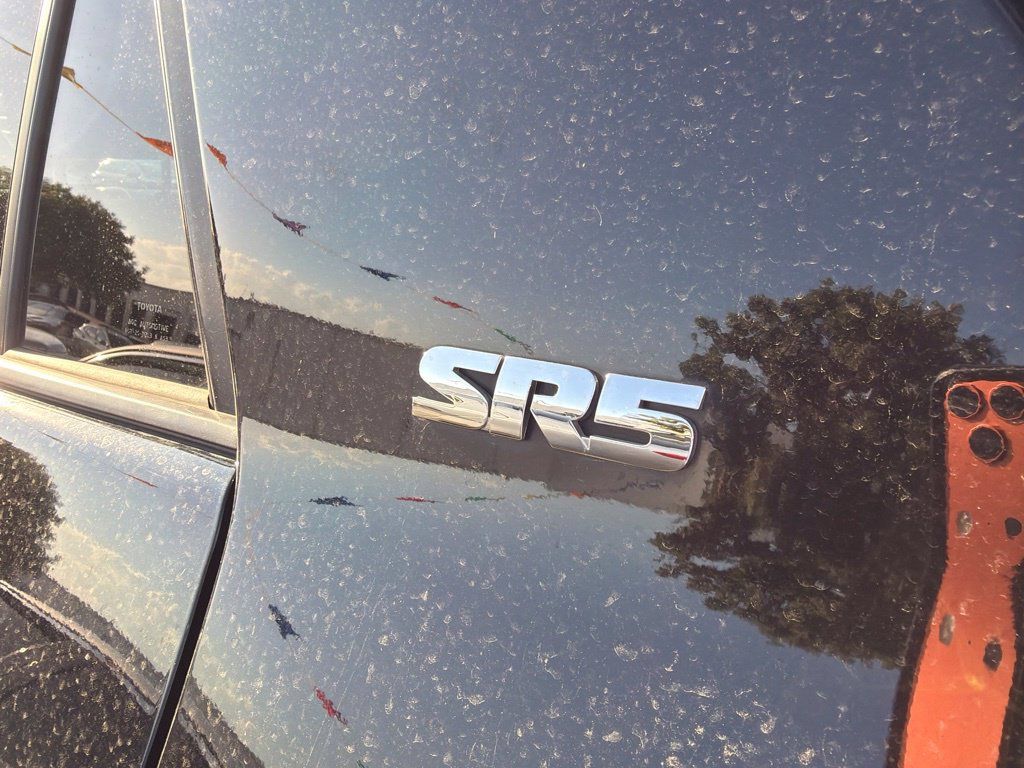 Used 2016 Toyota 4Runner SR5 AWD/4WD image 10