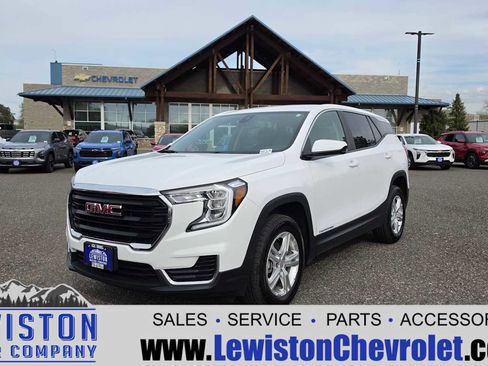 Certified 2024 GMC Terrain SLE AWD/4WD image 1